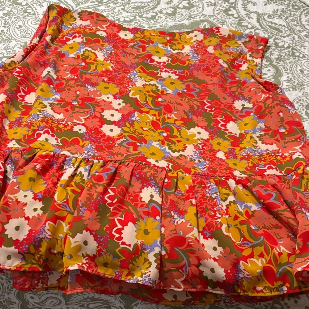 LOFT Outlet Floral Sleeveless Top in Red, Yellow, Olive - Picture 3 of 5